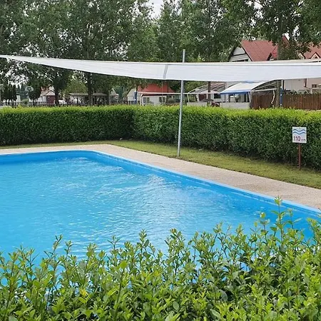 Steg Stb. . アパートホテル *